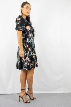 Signage Round Neck Short Puff Sleeve Midi Dress -Liquosmi Store 4Fc8ZqRo 15678