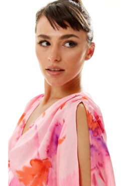 Liquorish Floral Print Maxi Dress In Pink With Sleeve Slits -Liquosmi Store 5d6eu91m 10688