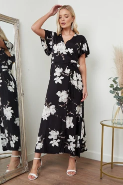 Lilura London Wrap Front Maxi Dress In Black Floral Print 9 Lilura London Wrap Front Maxi Dress In Black Floral Print -Liquosmi Store CwcTn0Jq 15687