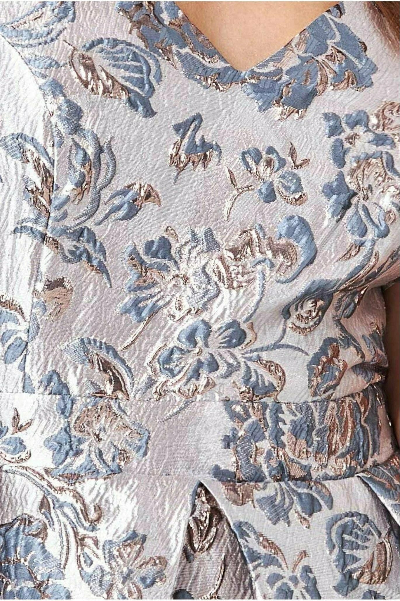 Goddiva Jacquard Off The Shoulder Midi Dress - Champagne 4 Goddiva Jacquard Off The Shoulder Midi Dress - Champagne - Image 4