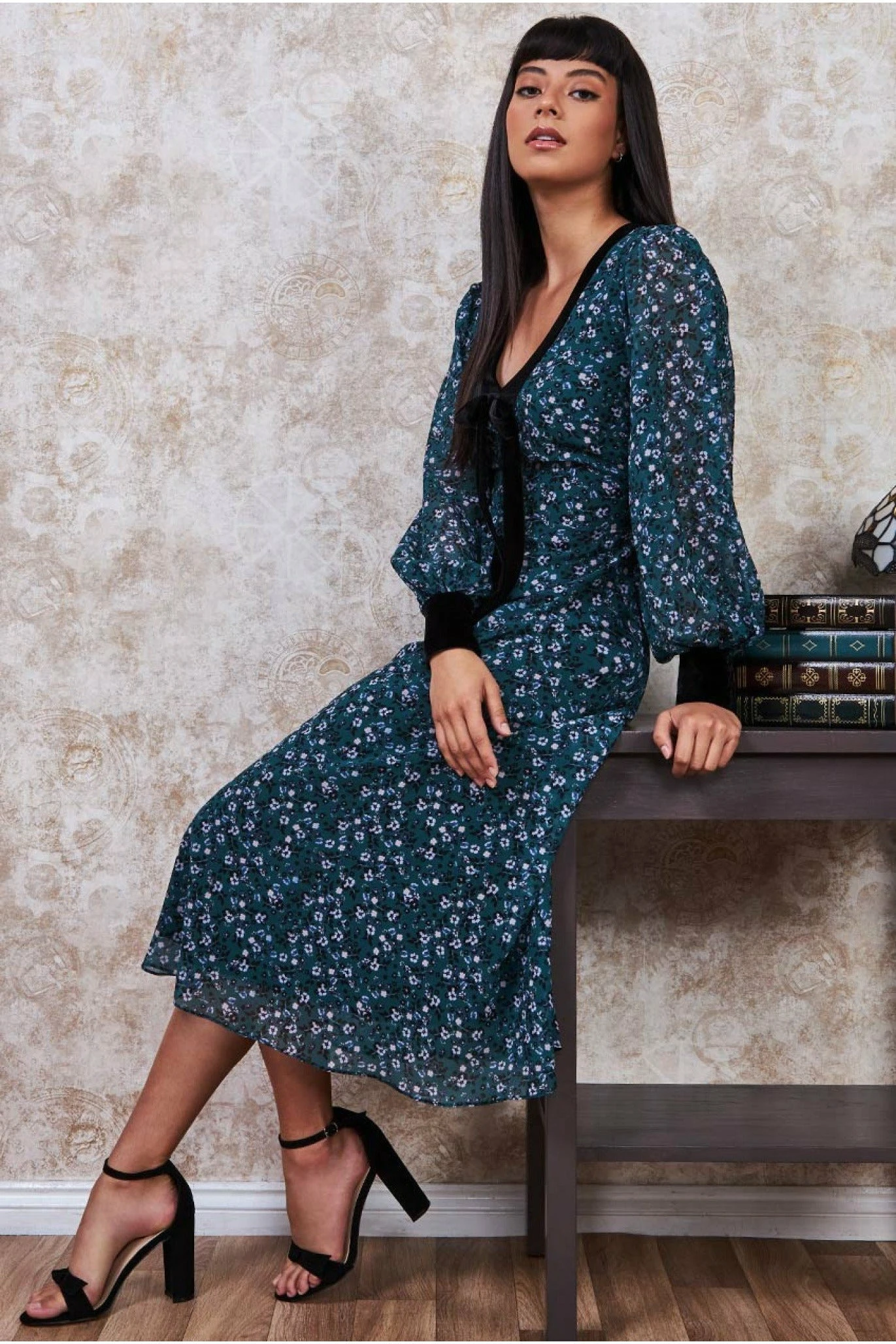 Goddiva Printed Necktie Midi Dress - Emerald Green 4 Goddiva Printed Necktie Midi Dress - Emerald Green - Image 4