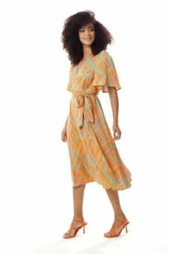 Liquorish Midi Wrap Dress In Orange Scribble Print -Liquosmi Store e1AmaxWd 10062
